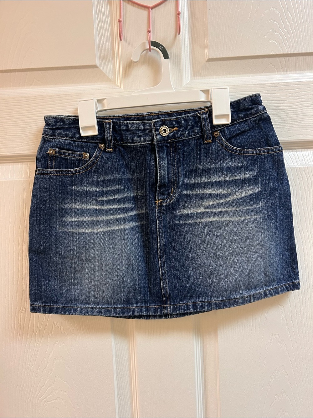 Aeropostale Blue Denim Distressed Mini Skirt Low Rise Juniors Size 3/4